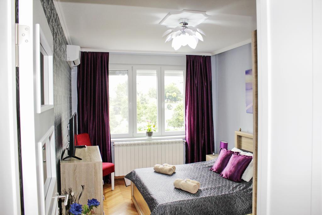Kristi Lux Apartment Center Free Parking Fast Wifi ベオグラード エクステリア 写真