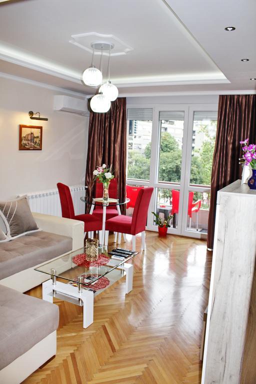 Kristi Lux Apartment Center Free Parking Fast Wifi ベオグラード エクステリア 写真